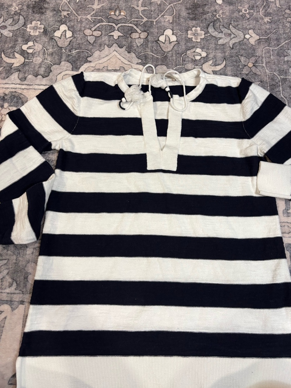 LOFT Navy and White 100 % cotton